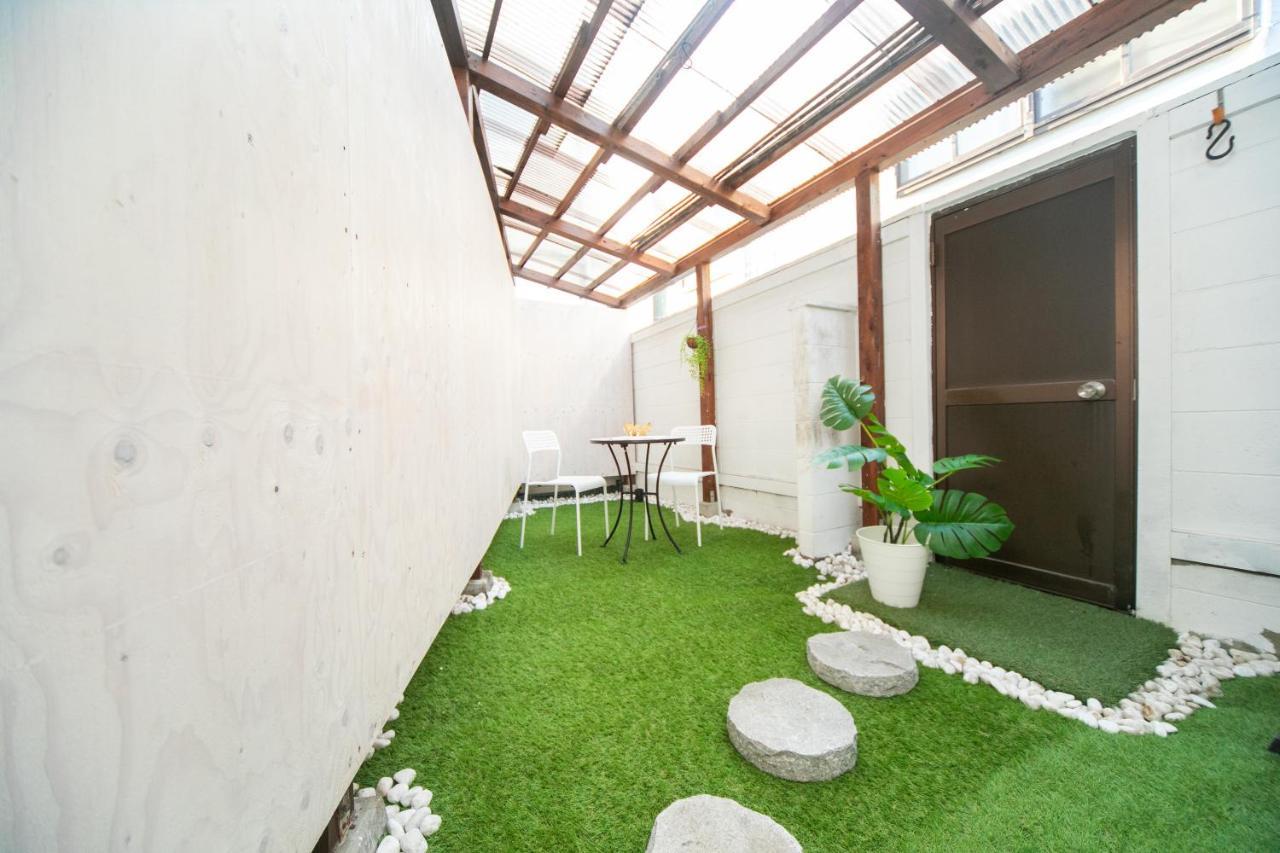 Very Convenient To Kyosera Dome 오사카 외부 사진